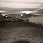Mit der Betonpumpe M31 können auch unterirdische Flächen befüllt werden.