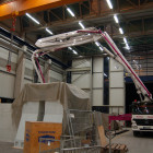 Die Betonpumpe M42 in einer Halle